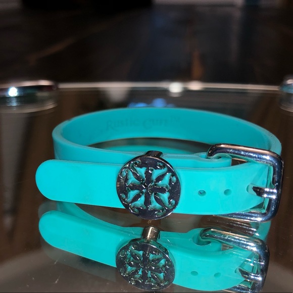 Rustic Cuff Amanda Buckle Bracelet Turquoise with Silver Perfect Condition - Picture 1 of 5